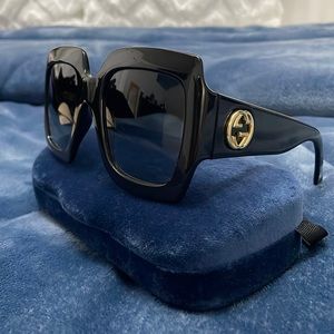 Authentic Gucci oversized sunglasses